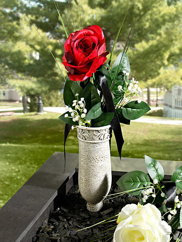 Rose blanche avec ruban IGEA rouge