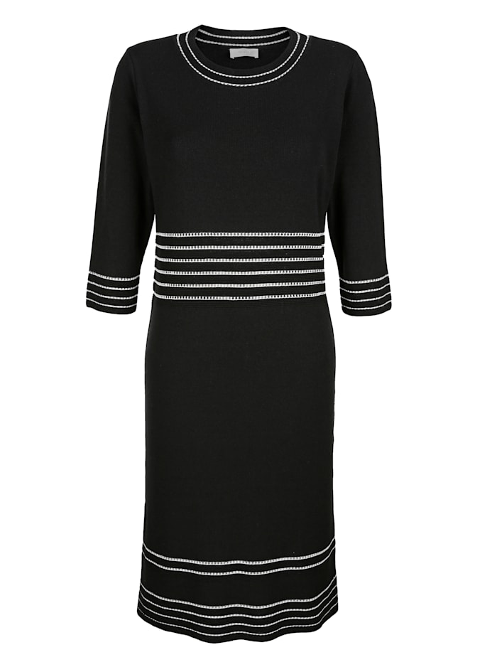 Gebreide jurk van een hoogwaardige breipatronenmix MONA Zwart/Wit