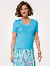 Top with a scalloped V-neck