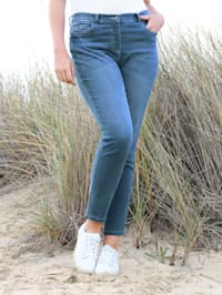 Jeans in 5-Pocket Form