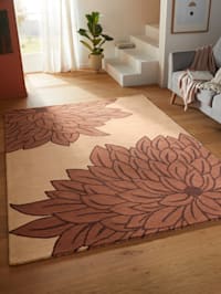 Ručně všívaný koberec
