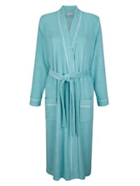 Bath robe with contrast piping