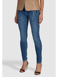 Jeans mit Reißverschlusstasche