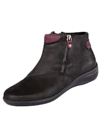 Ankle boots with soft lining