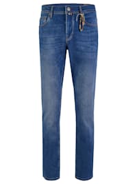 Jeans im modernen 5-Pocket-Design