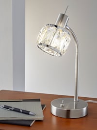 LED stolní lampa