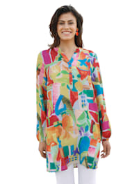Tunic with a graphic print