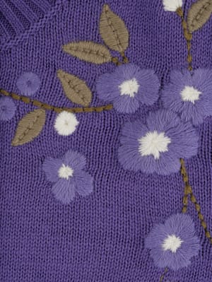 Pullover mit floraler Stickerei