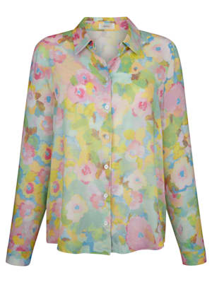 Blouse with a floral print