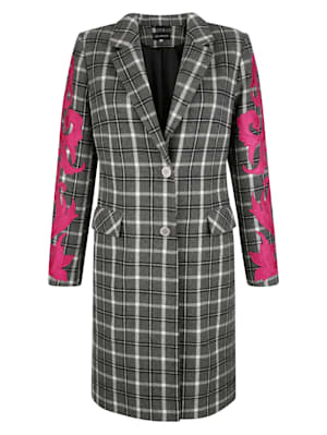 Manteau avec détails de coloris rose vif aux manches