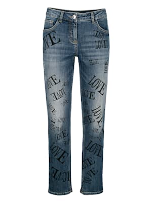 Jeans mit Schriftzüge-Print allover