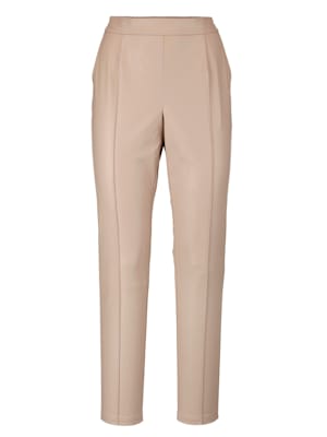 Cropped faux leather trousers in a comfortable pull-on style