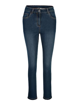 Jeans with rhinestones