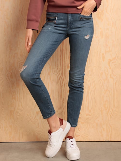 Jeans mit Reißverschlüssen