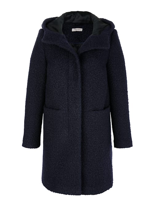 Kabát s kapucňou