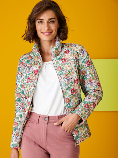 Quilted jacket with a floral print