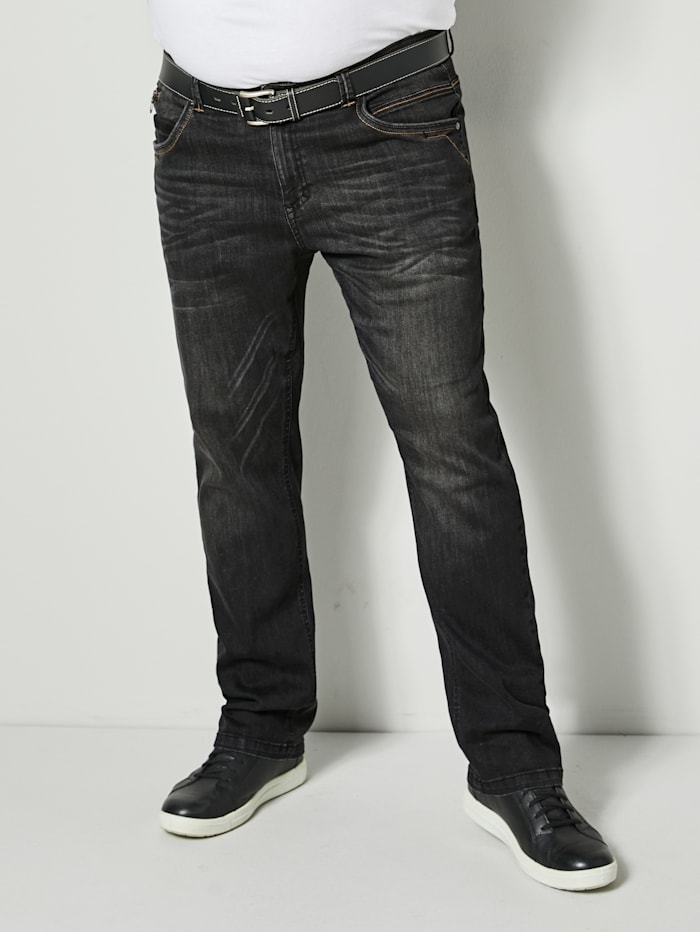 Boston Park Jeans in Straight Fit model, Black