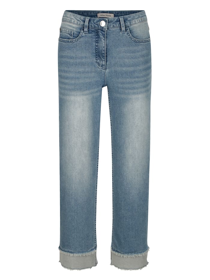 Jeans mit ausgefransten Saum