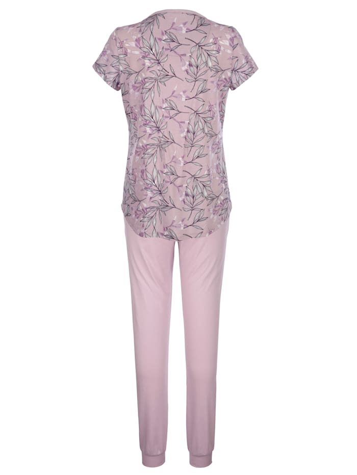 Pyžama s módnym dizajnom potlače
