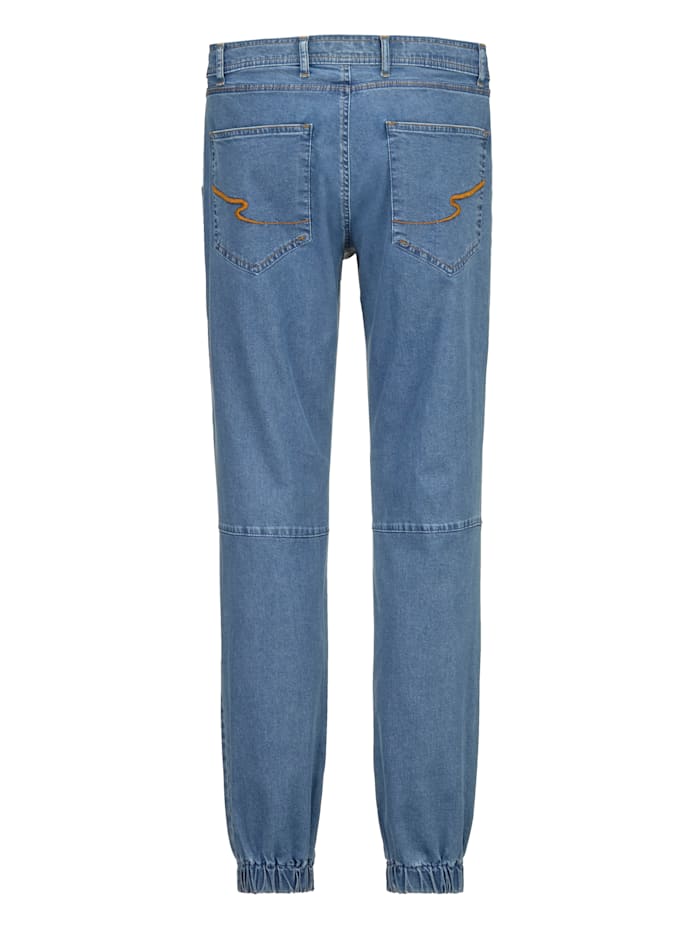 Jeans in sommerlich leichter Baumwoll-Qualität