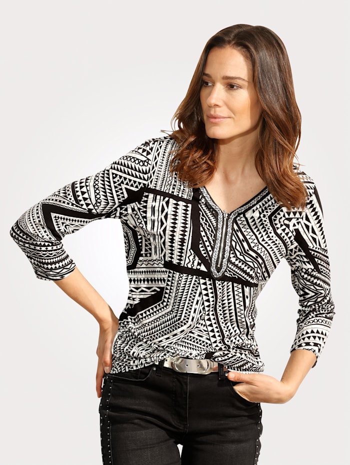 MONA Shirt mit dekorativem Ausschnitt, Schwarz/Weiß/Grau