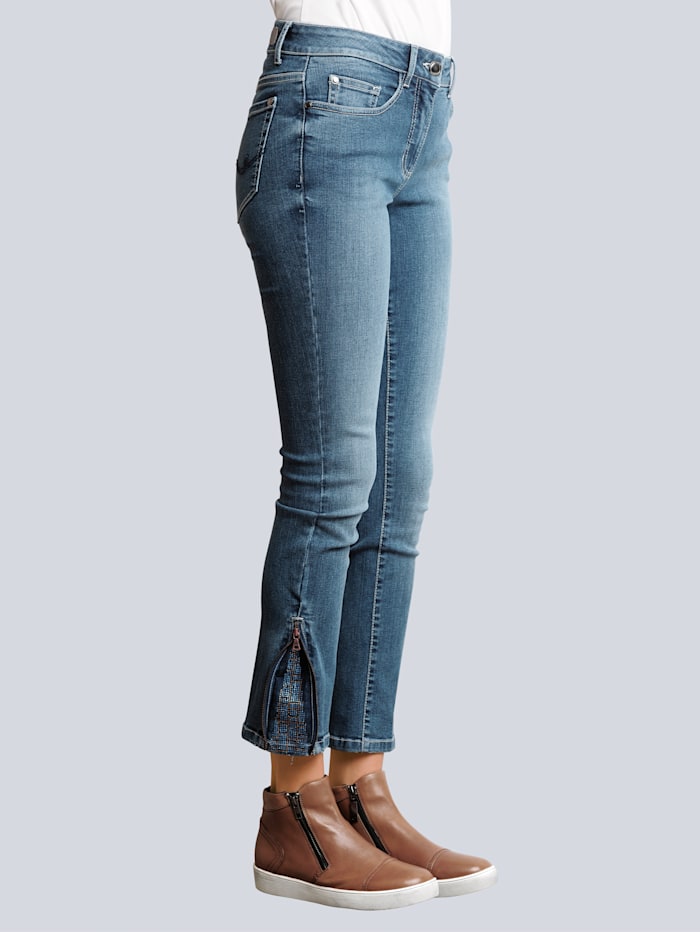 Jeans mit Strass-Steinchenapplikation am Saumabschluss