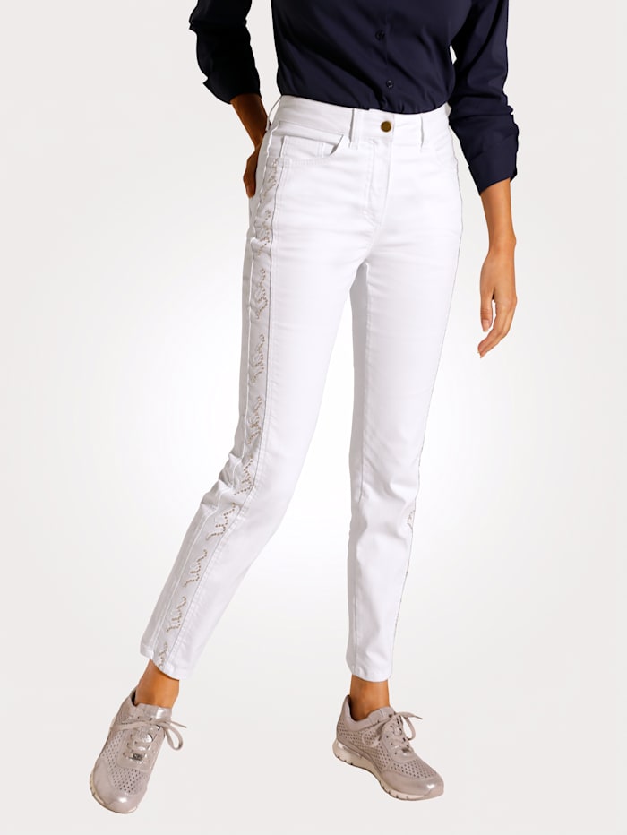 MONA Jeans mit Ziernieten-Motiv, Weiß/Goldfarben