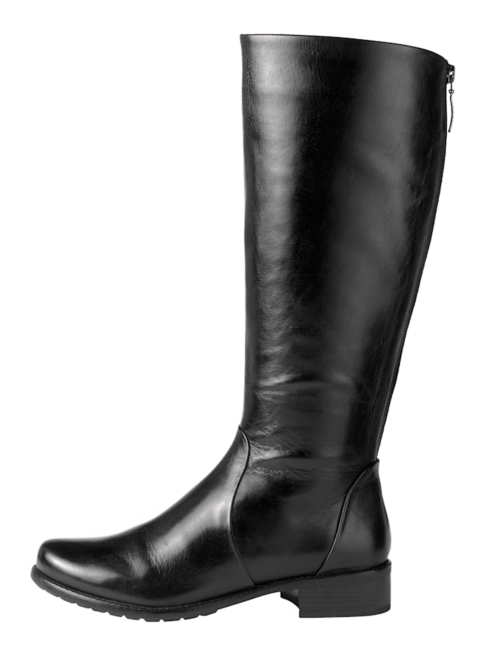 Boots with zip