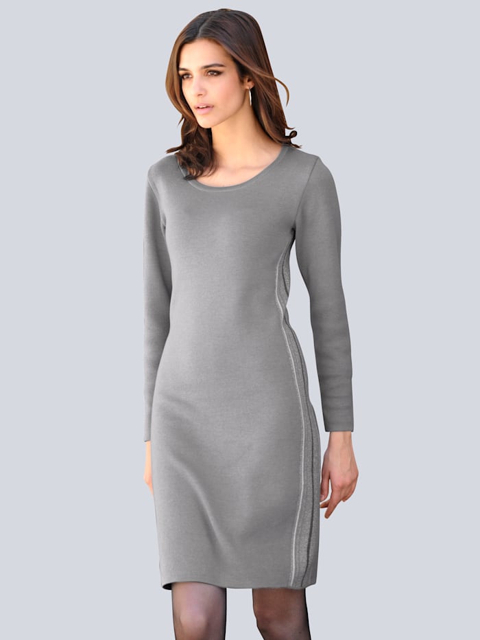 Alba Moda Stickad klänning med glansgarn, Ljusgrå/Offwhite/Silverfärgad